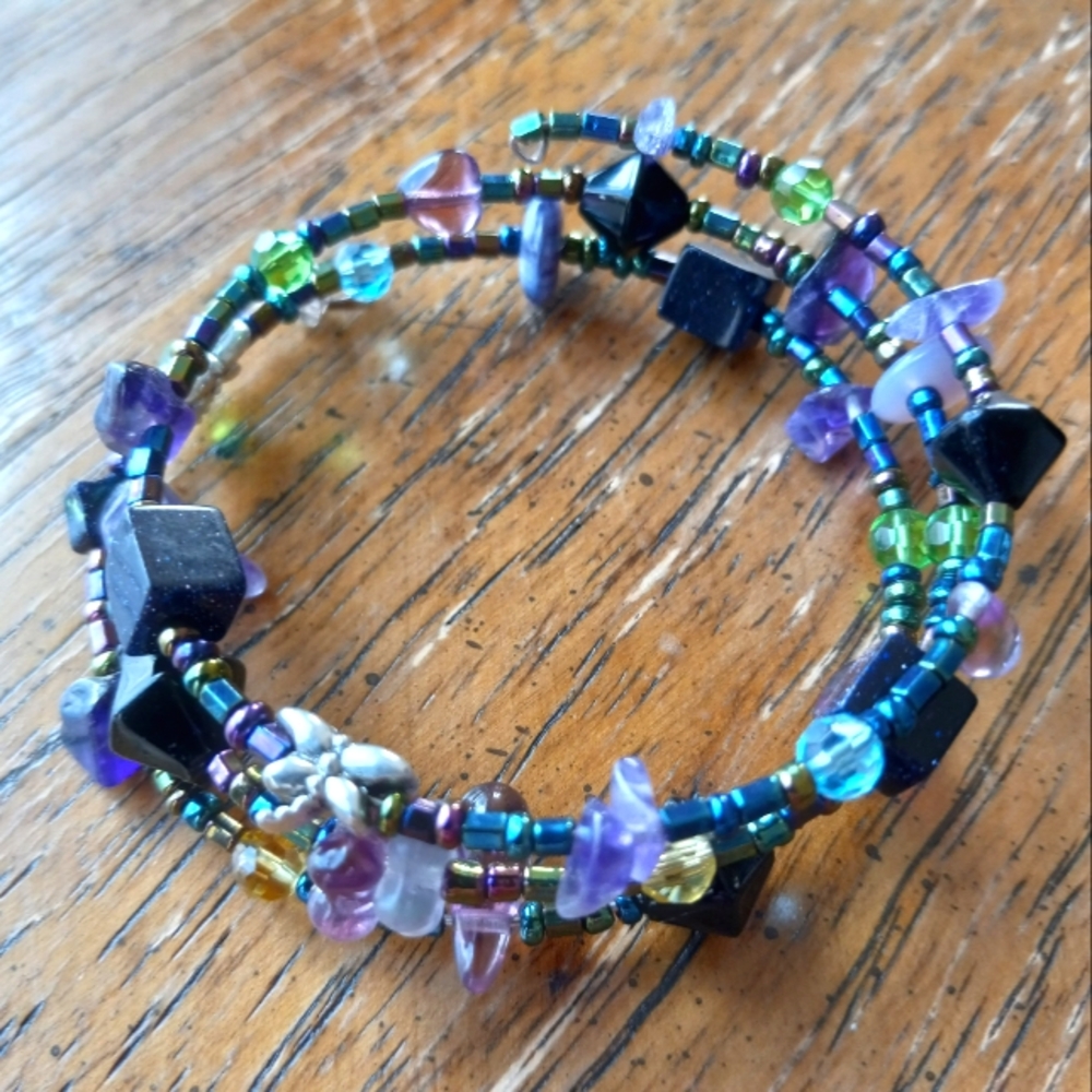Handmade Memory Wire Bracelett!!!!